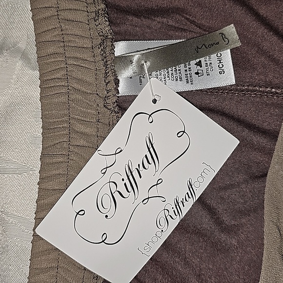 Shop Riffraff Shorts - Picture 3 of 5